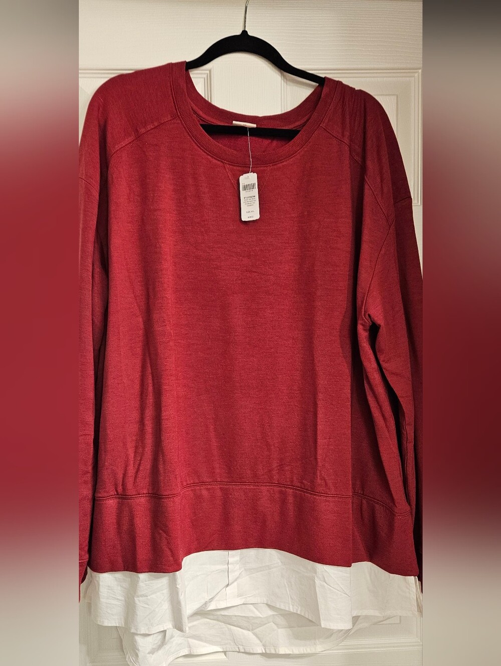 Soma Burgundy Crewneck Sweatshirt With White Shirt tail at Bottom NWT Sz XXL/2x